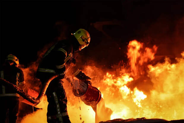 Сообщается о применении «Цирконов» для ночных ударов по объектам на Украине