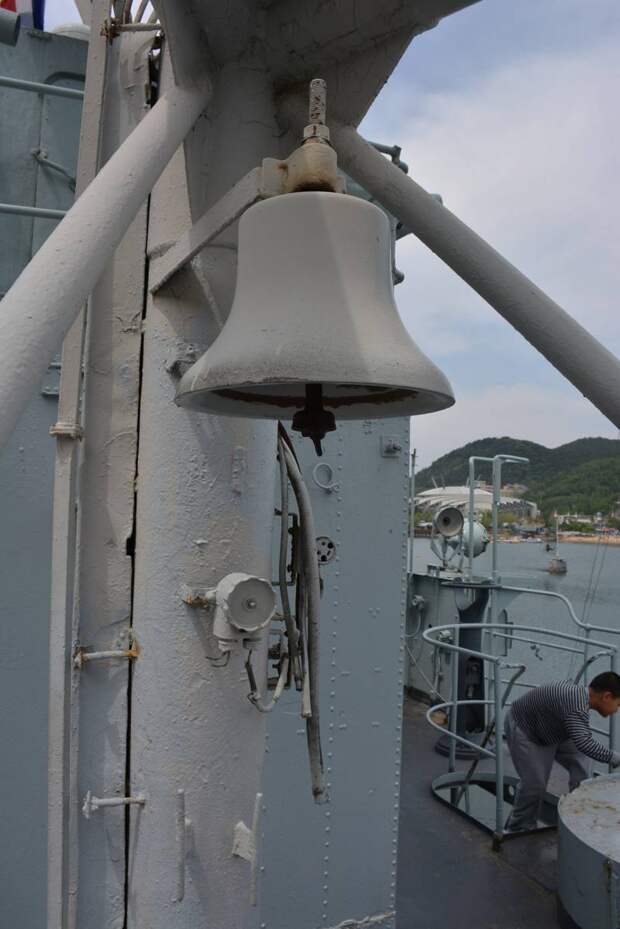 Китайские «семёрки»: эсминец «Тайюань», бывший «Ретивый»