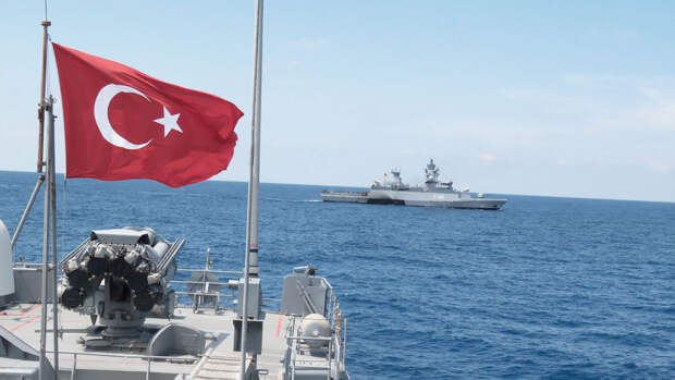 Bloomberg: Турция испытала над Черным морем свою баллистическую ракету