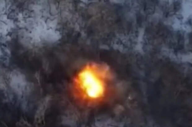 Уничтожение блиндажа с пехотой ВСУ под Часовым Яром сняли с воздуха