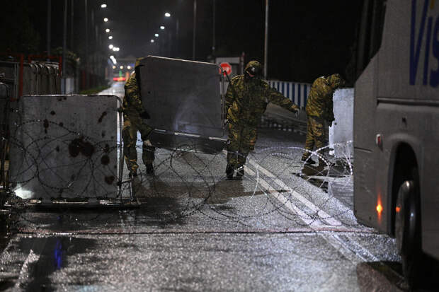 Пискорский: Польше нужно разработать план закрытия границы с Украиной