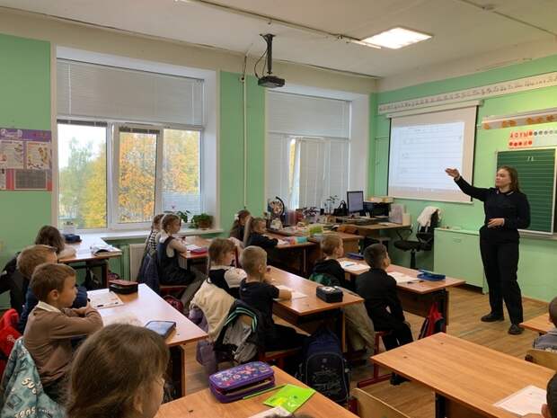 В Лихославле школьникам рассказали о правилах дорожного движения
