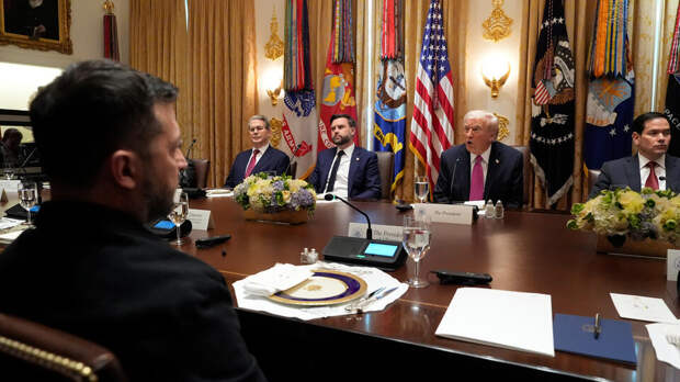 В Верховной раде попросили Трампа быть осторожным на встрече с Зеленским