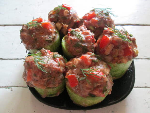 Закуска «Фаршированные кабачки-стаканчики» - вкусно и очень по-летнему