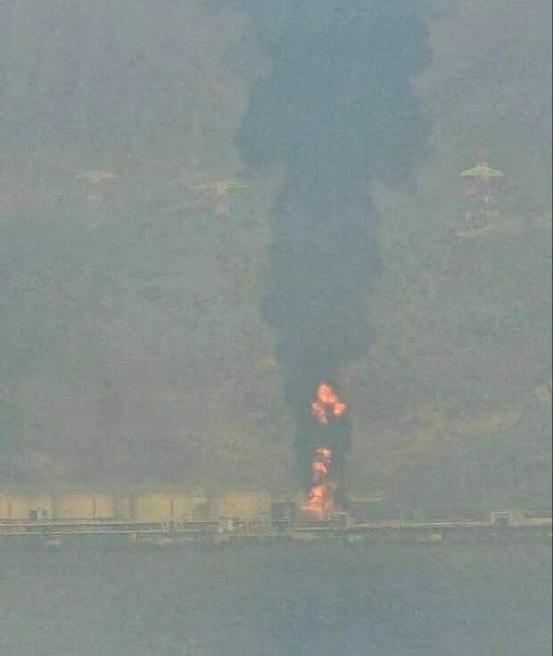 🇮🇷🔥🇦🇪Под атакой танкеры США и ключевые нефтяные объекты