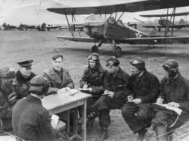 #ЗабВО90: Забайкалец Николай Копейкин рассказал, почему в регионе гордились авиацией