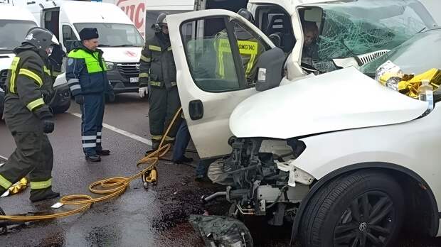 10 человек пострадали в ДТП с маршруткой в Подмосковье