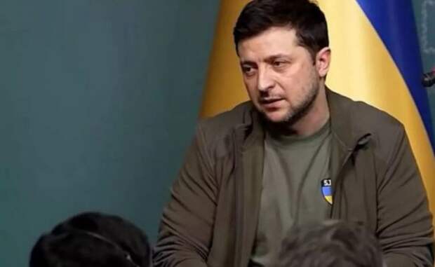 Киев перед выбором: визы россиянам для въезда на Украину будет выдавать третье государство