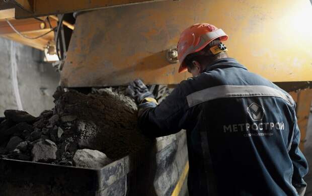 В Петербурге активно идёт строительство коричневой ветки метро