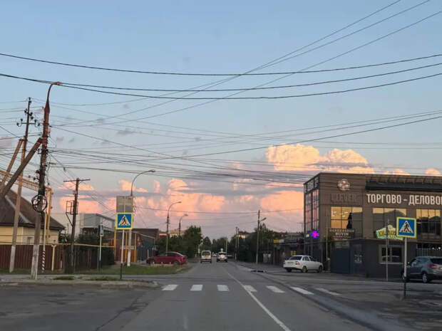 От жары до потопа за один день: синоптики рассказали, каким будет «безумное» лето 2026