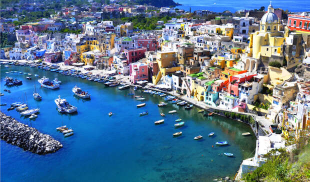 Прочида, Флегринские острова / Procida, Flegree Islands. 10 небольших итальянских островов, которые стоит посетить этим летом