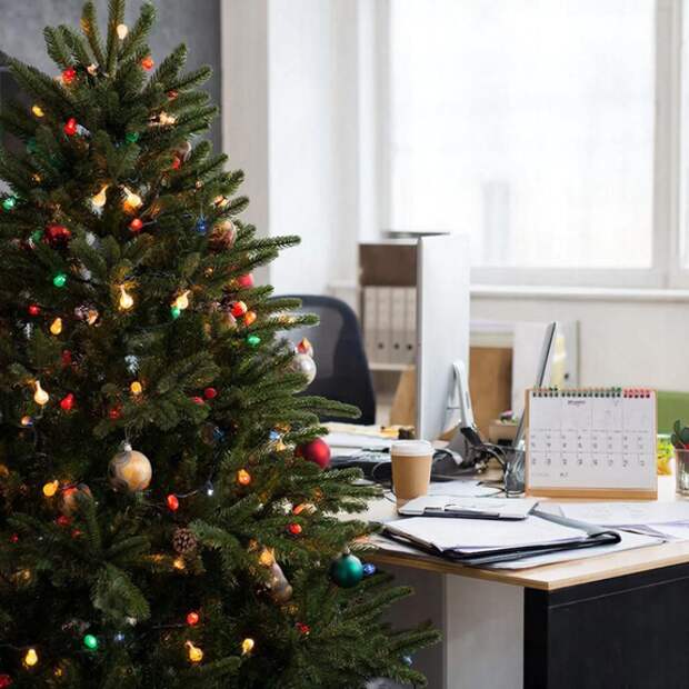 Как оплачивается рабочее время в новогодние праздники 2026 года?