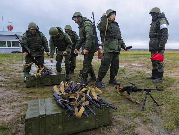 В России объяснили привлечение резервистов для защиты от налетов ВСУ в одном регионе