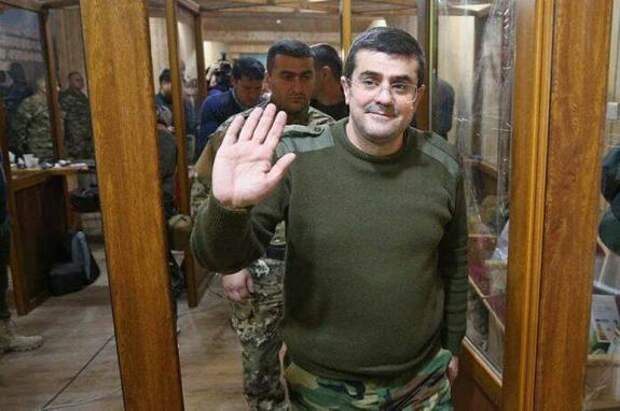 В Баку завершился суд над высшими должностными лицами Нагорного Карабаха