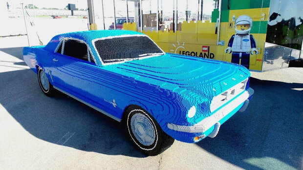 В США собрали Ford Mustang из 194 тысяч кубиков Lego