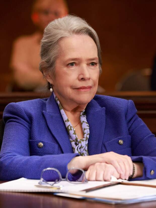 Kathy Bates as âMadeline Matlockâ