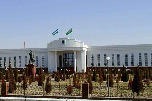 Как воспитывают детей в узбекских семьях: уважение к старшим и честь рода