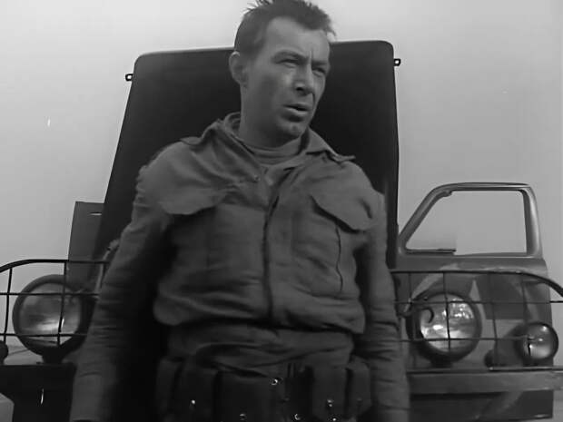 Николай Гринько в фильме «Мир входящему». Николай Гринько в фильме «Мир входящему».