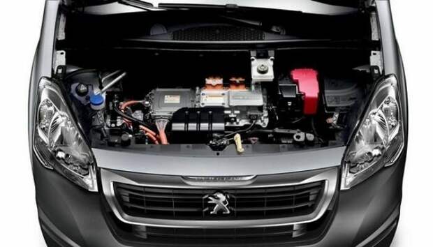 Французский «пирожковоз» Peugeot Partner в нашем исполнении: какой он