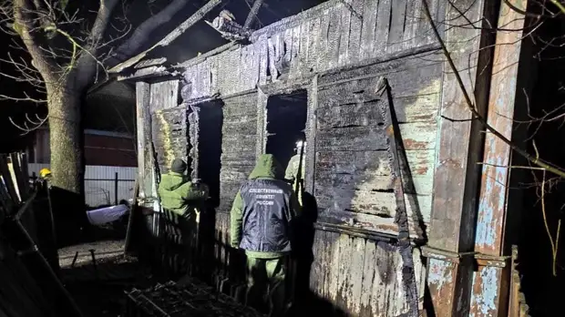 Пять детей погибли при пожаре в доме в Смоленской области