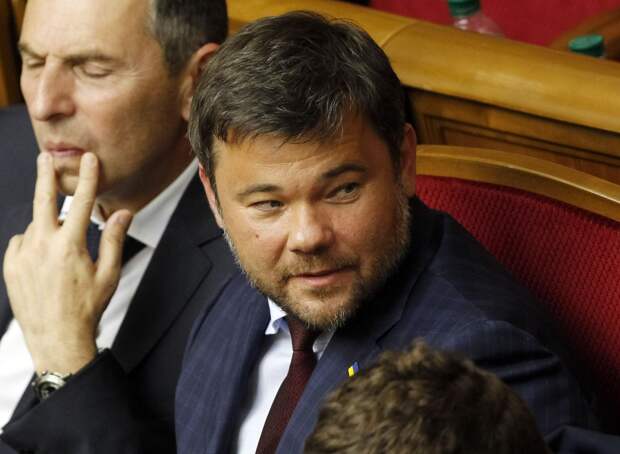 Зеленский ввел санкции против бывшего главы своего офиса Андрея Богдана
