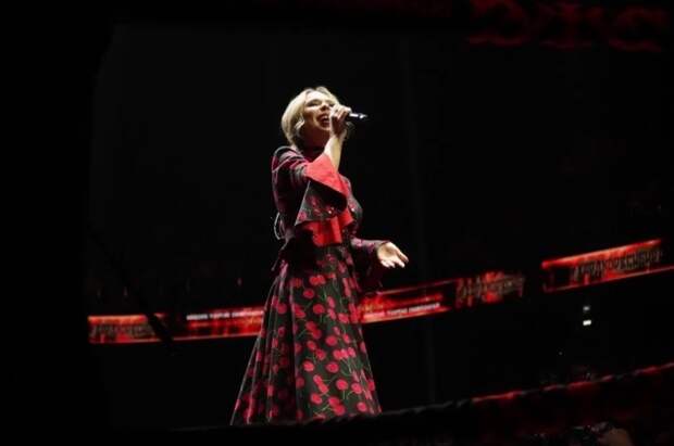 Новосибирская певица Пелагея заняла место Долиной на сцене после скандала с квартирой