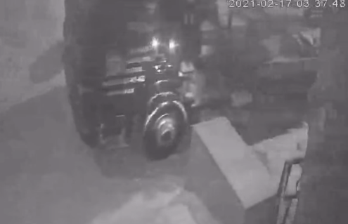 В Марфине угнали автомобиль с помощью эвакуатора