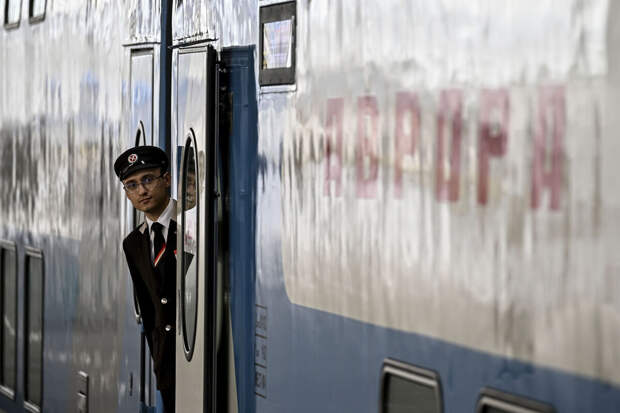 Минтранс: опоздавший на турпоезд пассажир сможет догнать его и продолжить путь