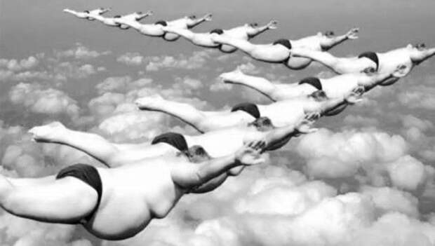 «Учить больше некого»: украинских профессоров выкинут из вузов прямиком в окопы