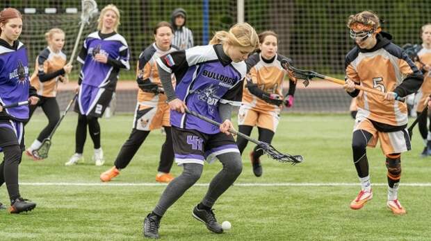 Спортивный клуб по игре в лякросс начал работу в парке «Останкино»