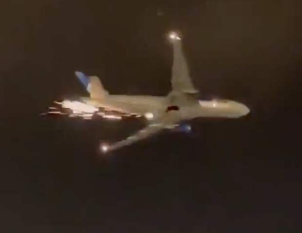 Watch: Sparks Fly From United Flight After Takeoff At Newark Airport