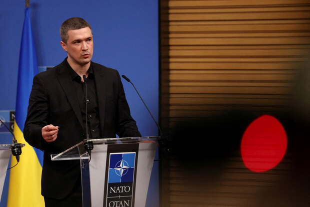 Стало известно о роскошной яхте жены министра обороны Украины