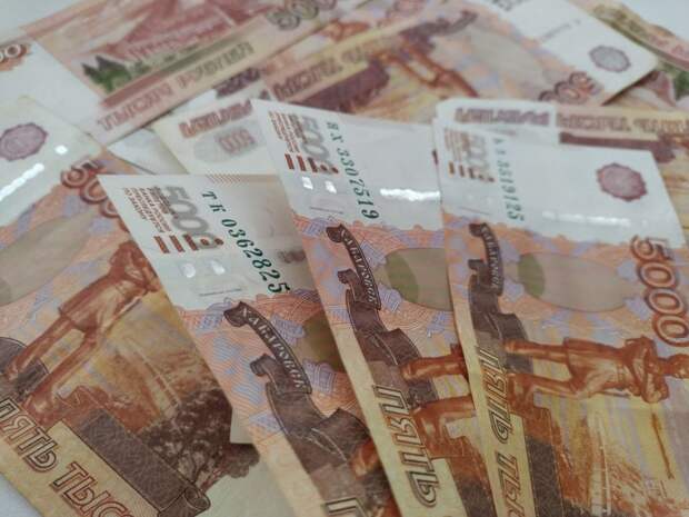 Мошенники обманули жительницу Тульской области на 900 тысяч рублей