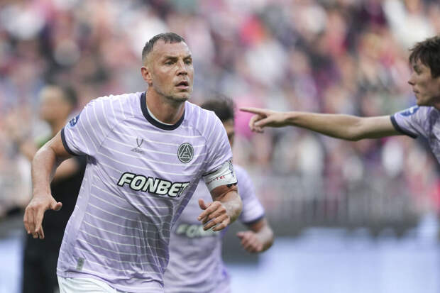 Форвард "Акрона" Дзюба о работе VAR: это какой-то сюр, если честно