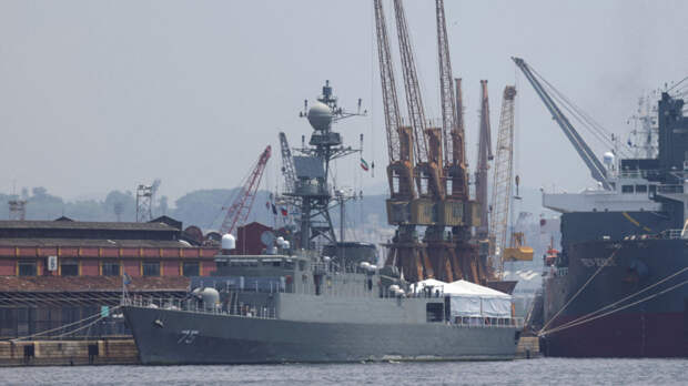 «Горько пожалеют»: в Иране признали потерю фрегата IRIS Dena