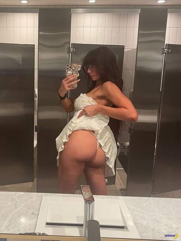 Девушки из Зазеркалья - 536