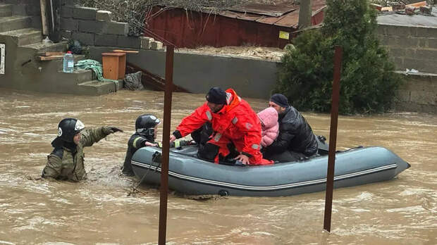 Незаконная застройка мешает очистке водоотводных систем в Дагестане