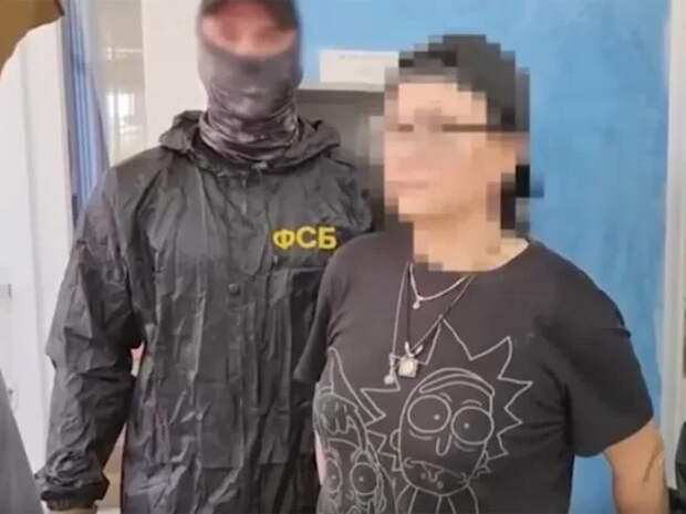 Опубликовано видео задержания поварихи из Севастополя, планировавшей отравить бойцов СВО