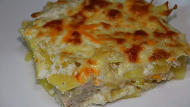 Нежнейшая куриная запеканка (готовим в мультиварке) Нежнейшая куриная запеканка (готовим в мультиварке)
