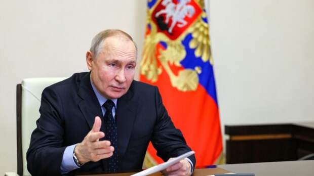 Путин: Российская экономика продолжает активно развиваться, ВВП существенно прибавит