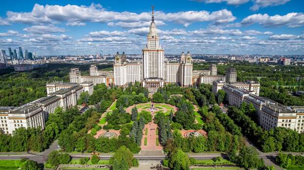 20 самых красивых зданий Москвы (ФОТО)