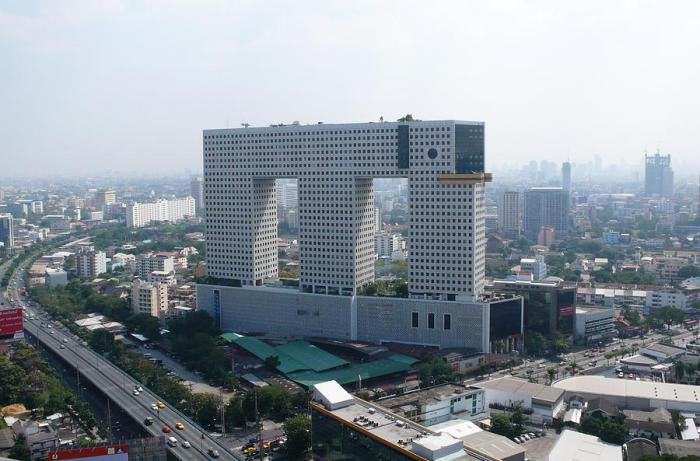Elephant Building - здание в виде слона.