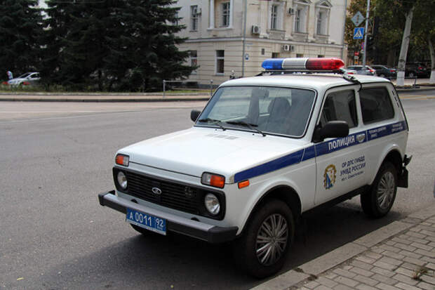 Полицейские Севастополя задержали двух подозреваемых в хранении синтетических наркотиков