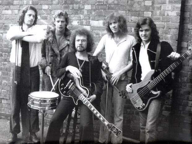 Картинки по запросу King Crimson - 1973 Заливное из язычков жаворонков