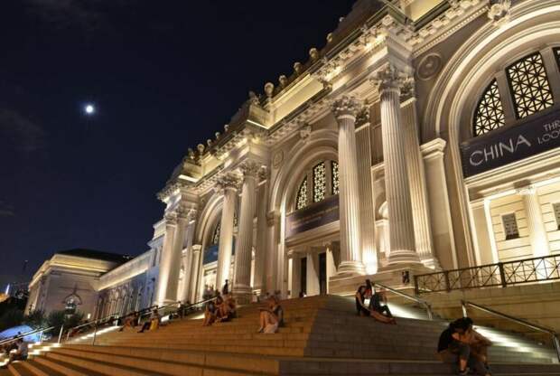 Метрополитен-музей в Нью-Йорке