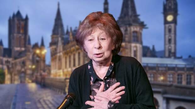 Ахеджакова живёт в Европе – спектакль провалился, денег нет