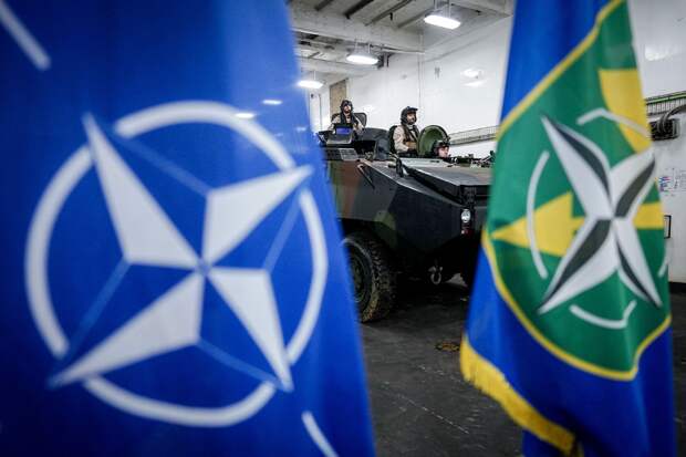 Рютте: НАТО не будет применять 5-ю статью устава из-за иранской ракеты в Турции