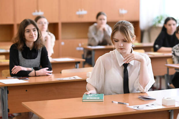 Эксперт Чеснок: в 450 тысяч может обойтись подготовка к ЕГЭ лишь за один предмет