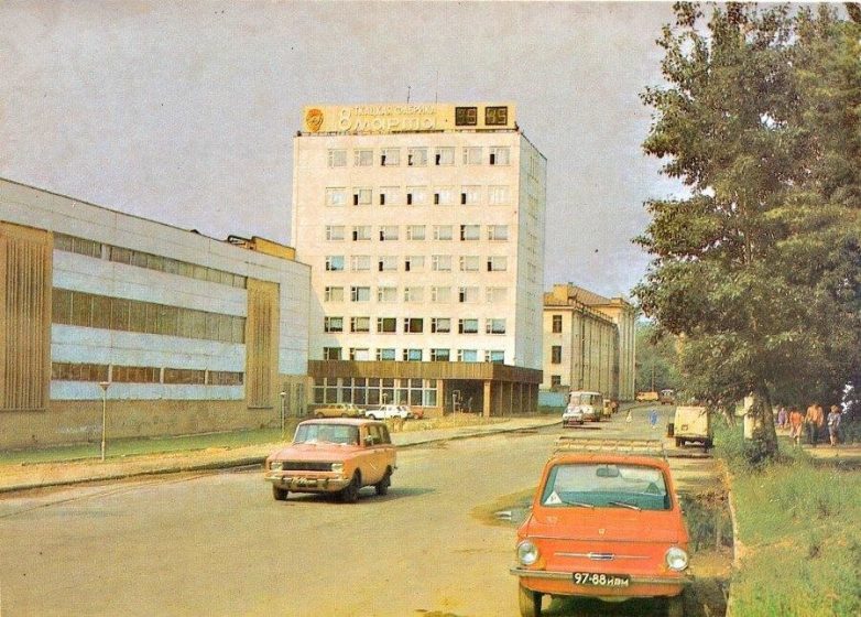 Плохо ли мы жили при Леониде Брежневе?
