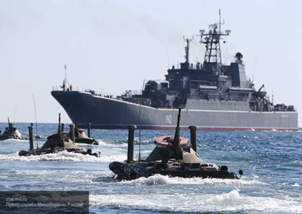 Командующий украинским флотом испугался мощи армии России в Крыму 